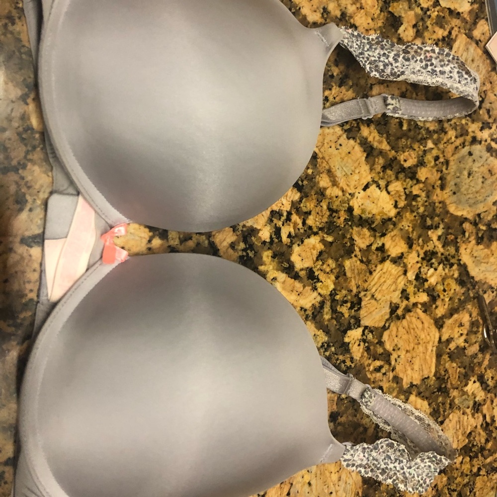 Victoria Secret Push Up Bra